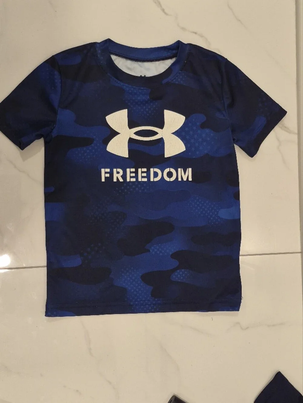 Nike/under Armour Boys 4 T Bundle